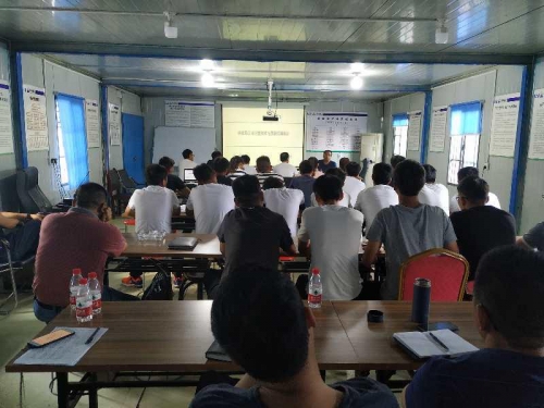【培训学习】英皇集团集团河南分公司工程质量课开讲啦  ！